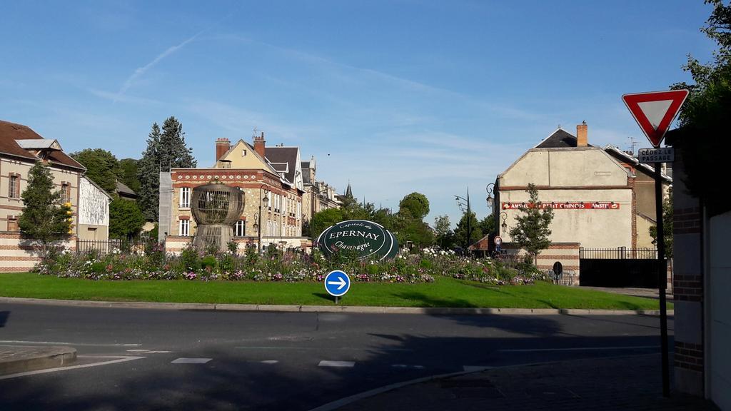 La Demeure D'elodie Apartment Epernay